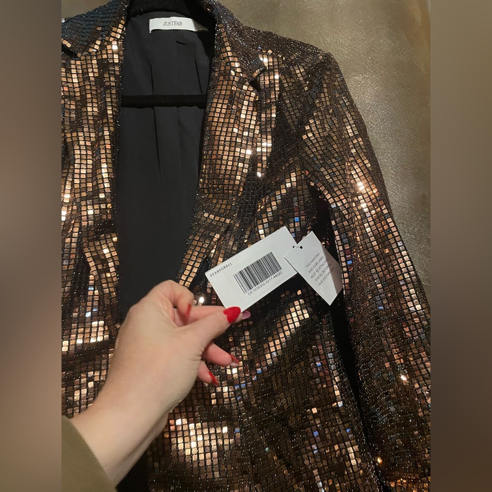 Black and Gold Sequin Blazer - Picture 3 of 5